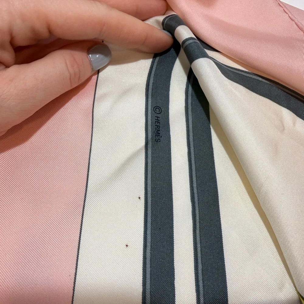 Hermès Pink Brides de Gala 90 Scarf - Picture 3 of 6